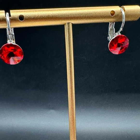 Swarovski Element round drop earrings - New - Picture 4 of 13